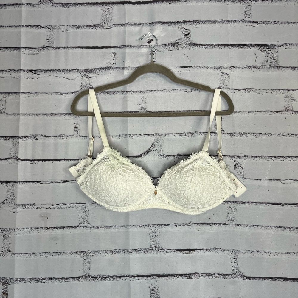 Aerie White Lace Underwire Bra 34DD Elegant Linen Floral Patterns Strapped